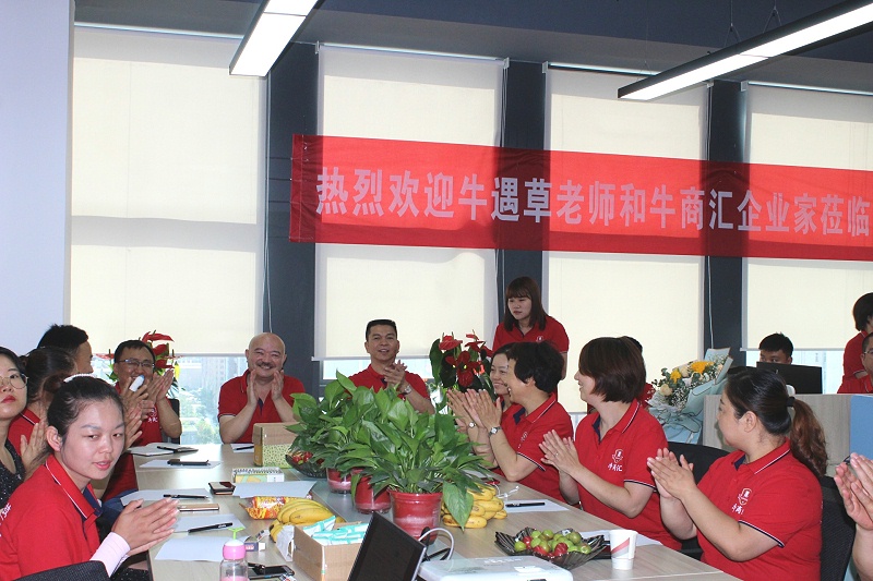 雪中送炭牛遇草，如虎添翼秦西盟！不銹鋼水管大勢(shì)所趨