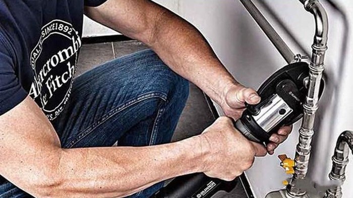 雙卡壓不銹鋼水管管件配套安裝工具是什么？如何搭配？