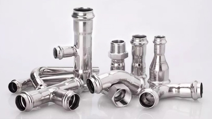 不銹鋼給水管是用雙卡壓管件好還是環(huán)壓管件好？